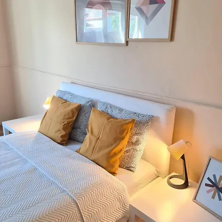 Cosy Vacation House In The Village Holiday home Velky Meder